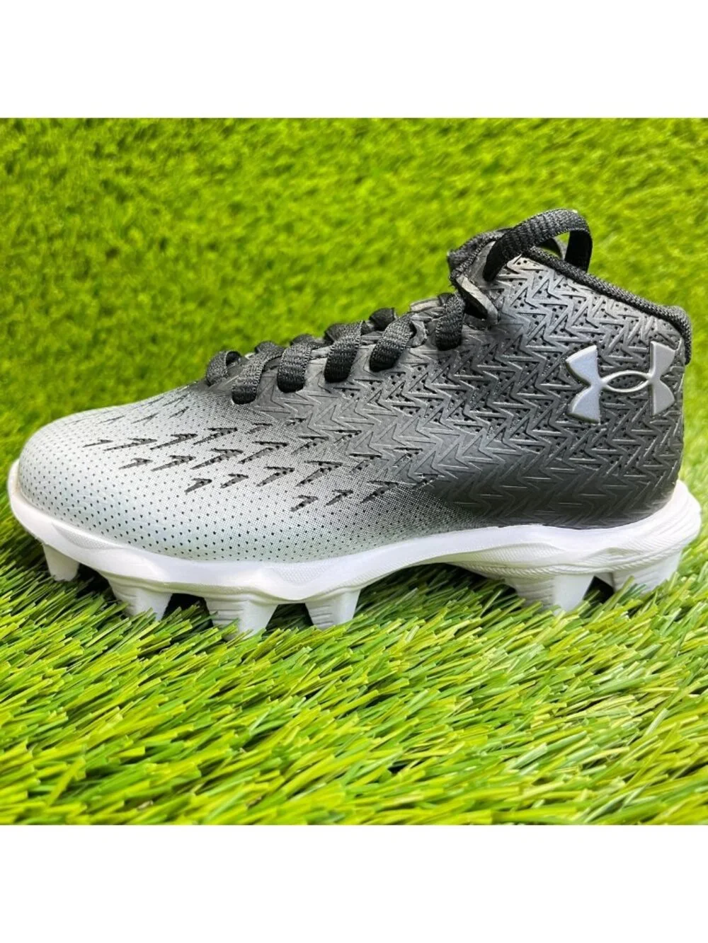 Under Armour please review